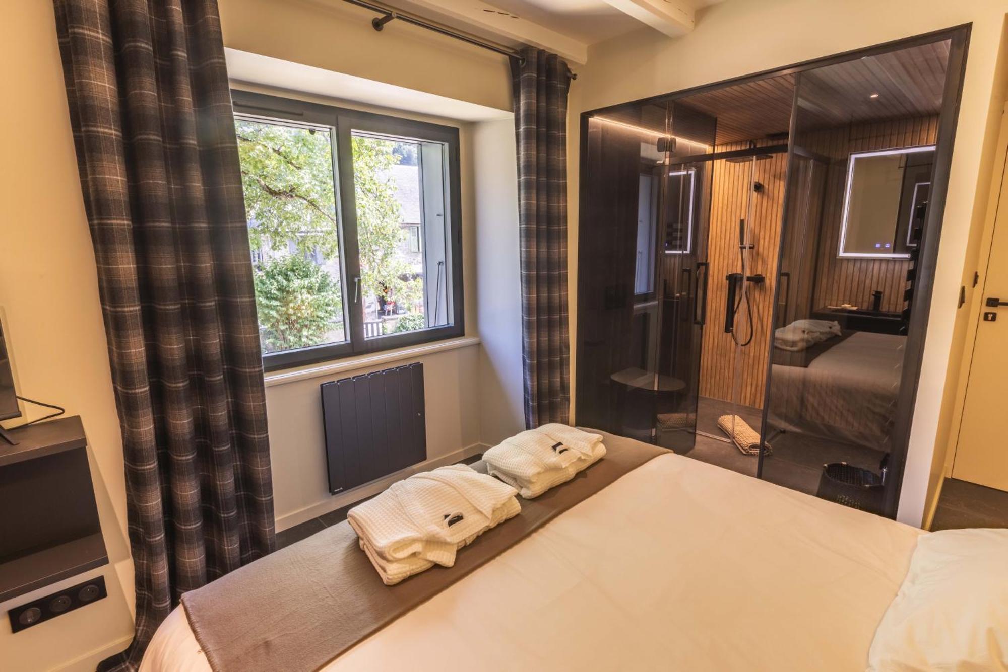 La Sainthilarienne Bed & Breakfast ภายนอก รูปภาพ