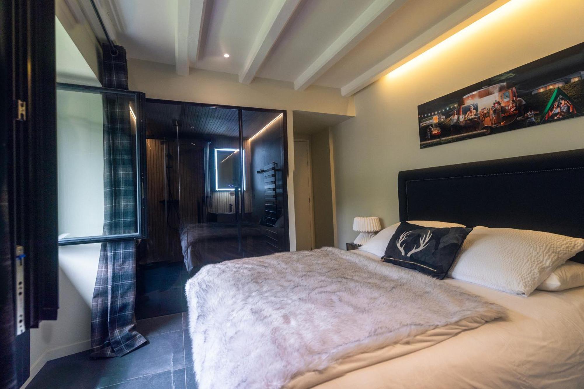 La Sainthilarienne Bed & Breakfast ภายนอก รูปภาพ